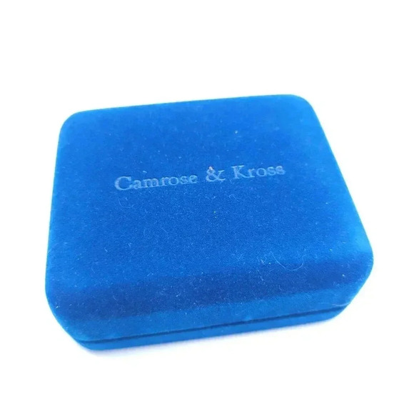 Camrose & Kross Gold Tone Crescent Moon Brooch In Blue Velvet Box - Picture 4 of 4